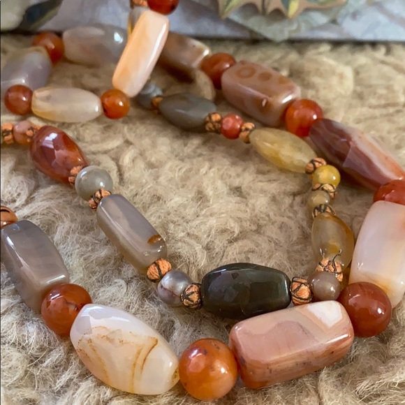 2 strands Semi precious stones necklace - Picture 2 of 5
